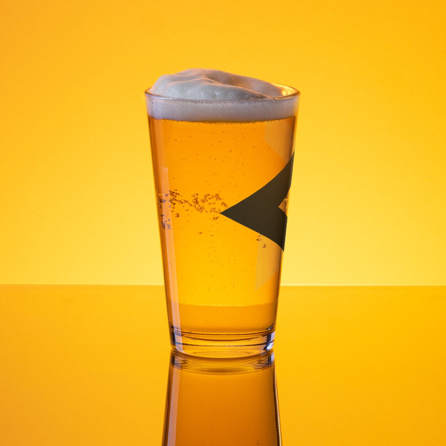 Shaker pint glass